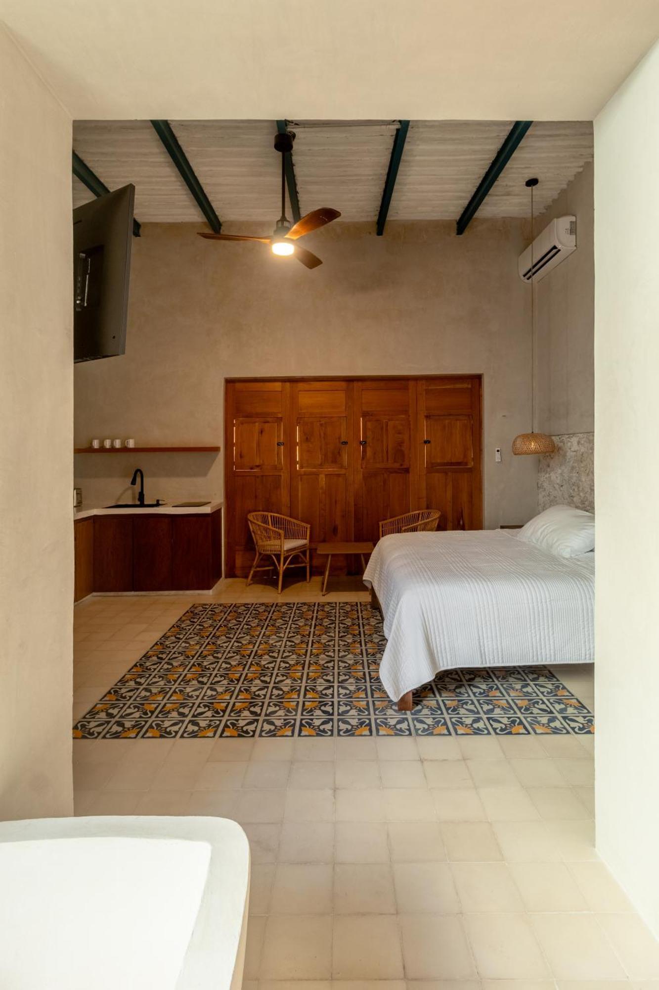 Casa Tunkul Bed & Breakfast Merida Exterior photo